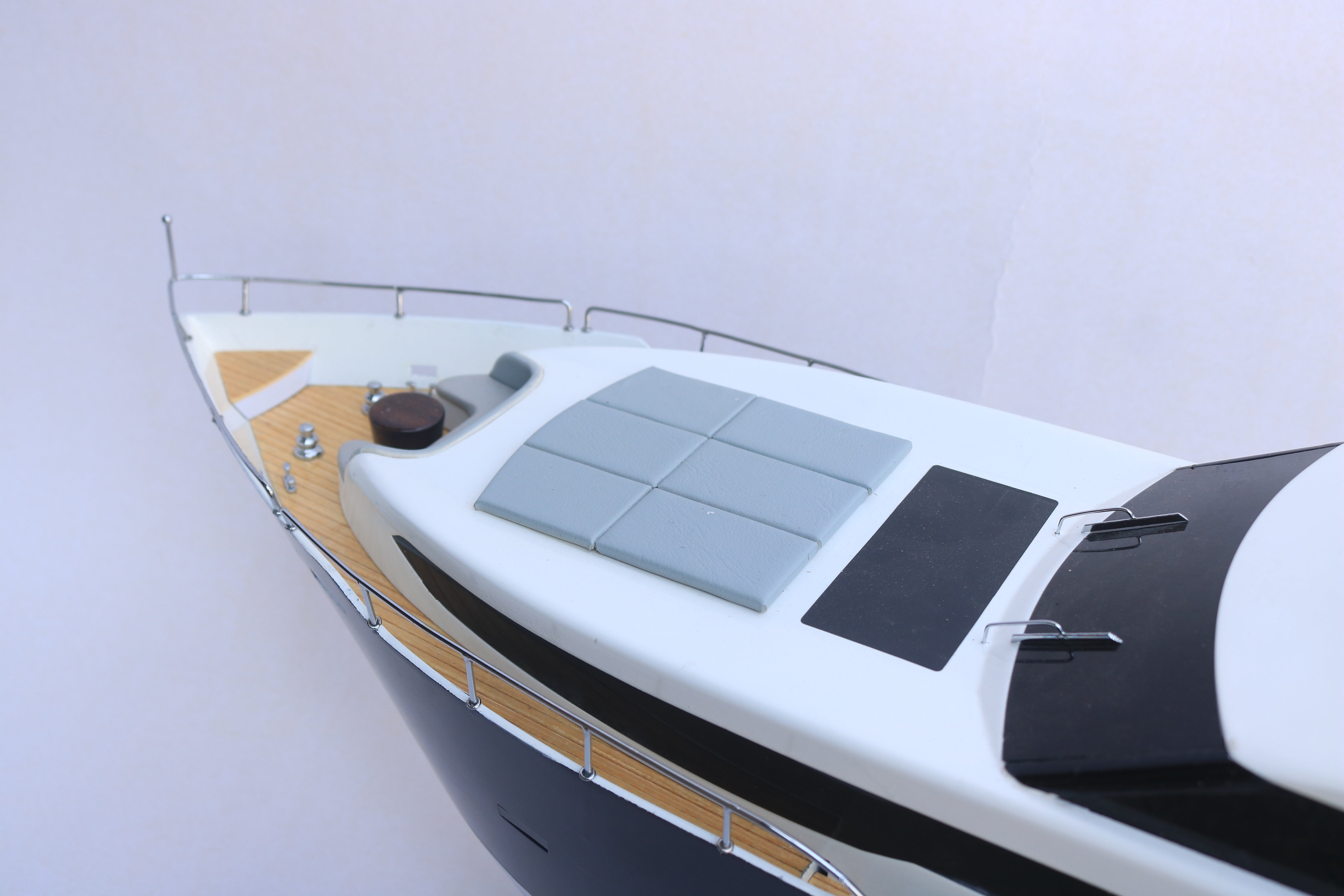 PRINCESS SUPERYACHTS 3 0M - Blue Black