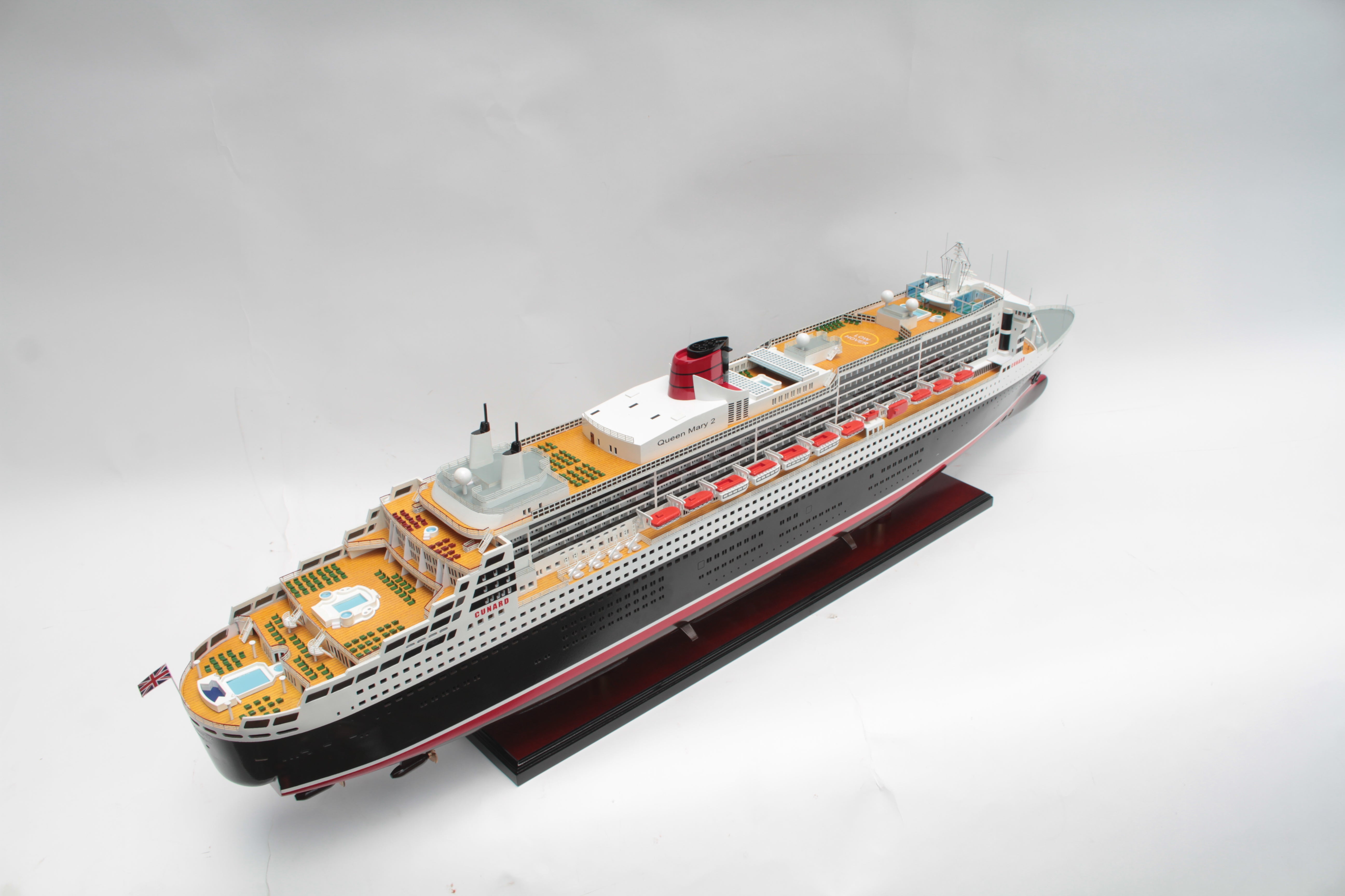 QUEEN MARY 2 Special Edition