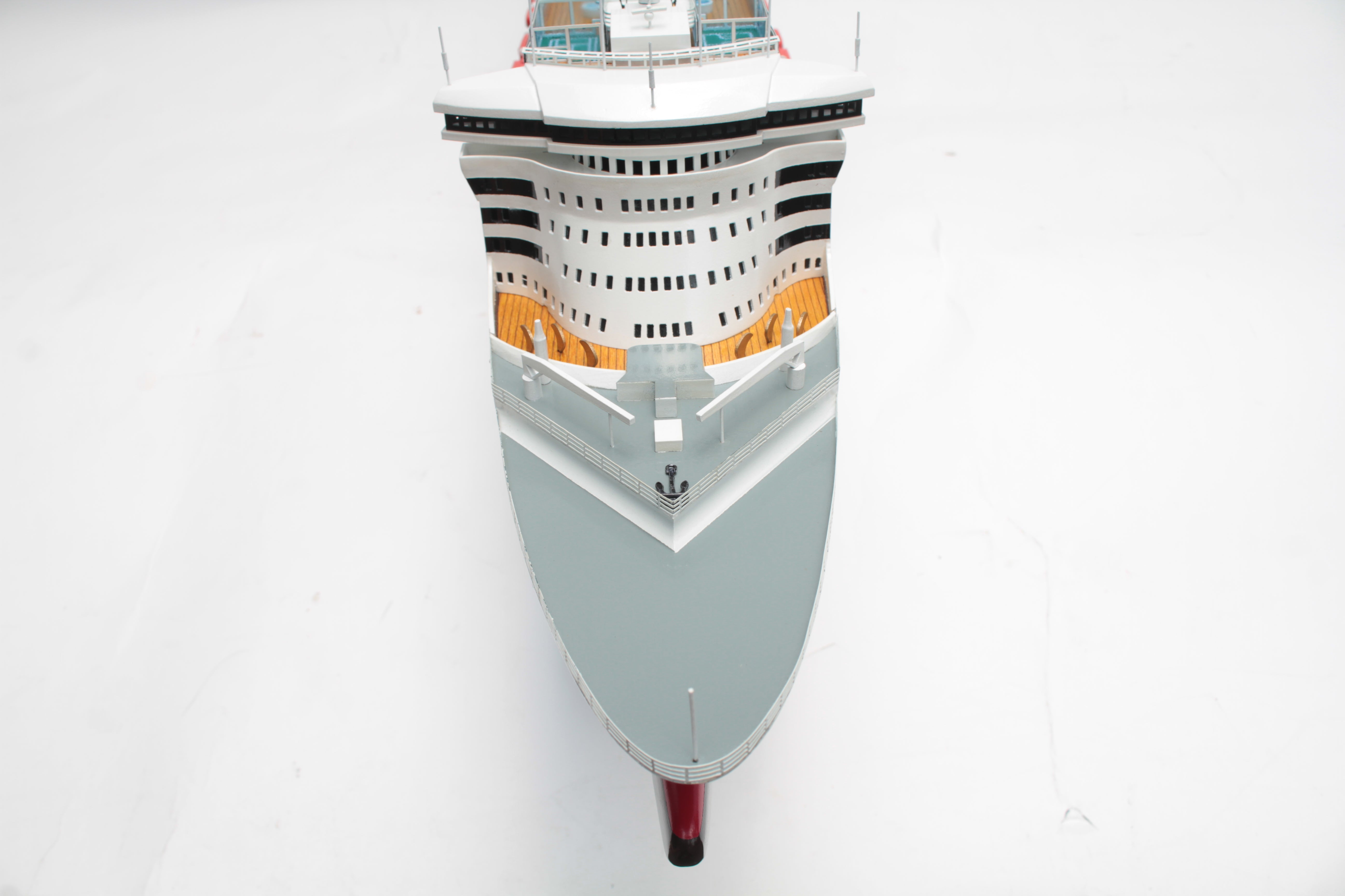 QUEEN MARY 2 Special Edition