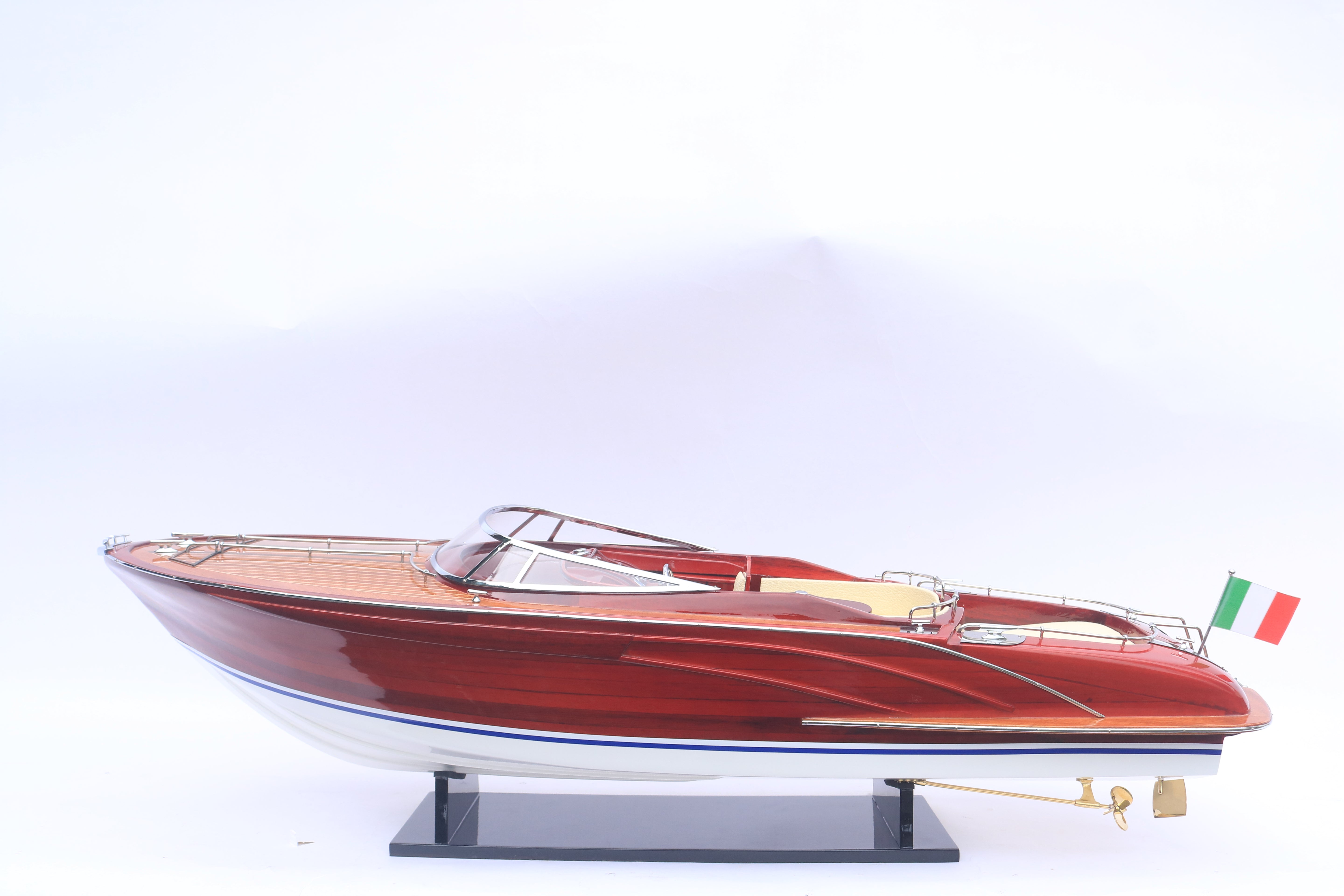 RIVA RAMA 44 LACQUER F INISHED