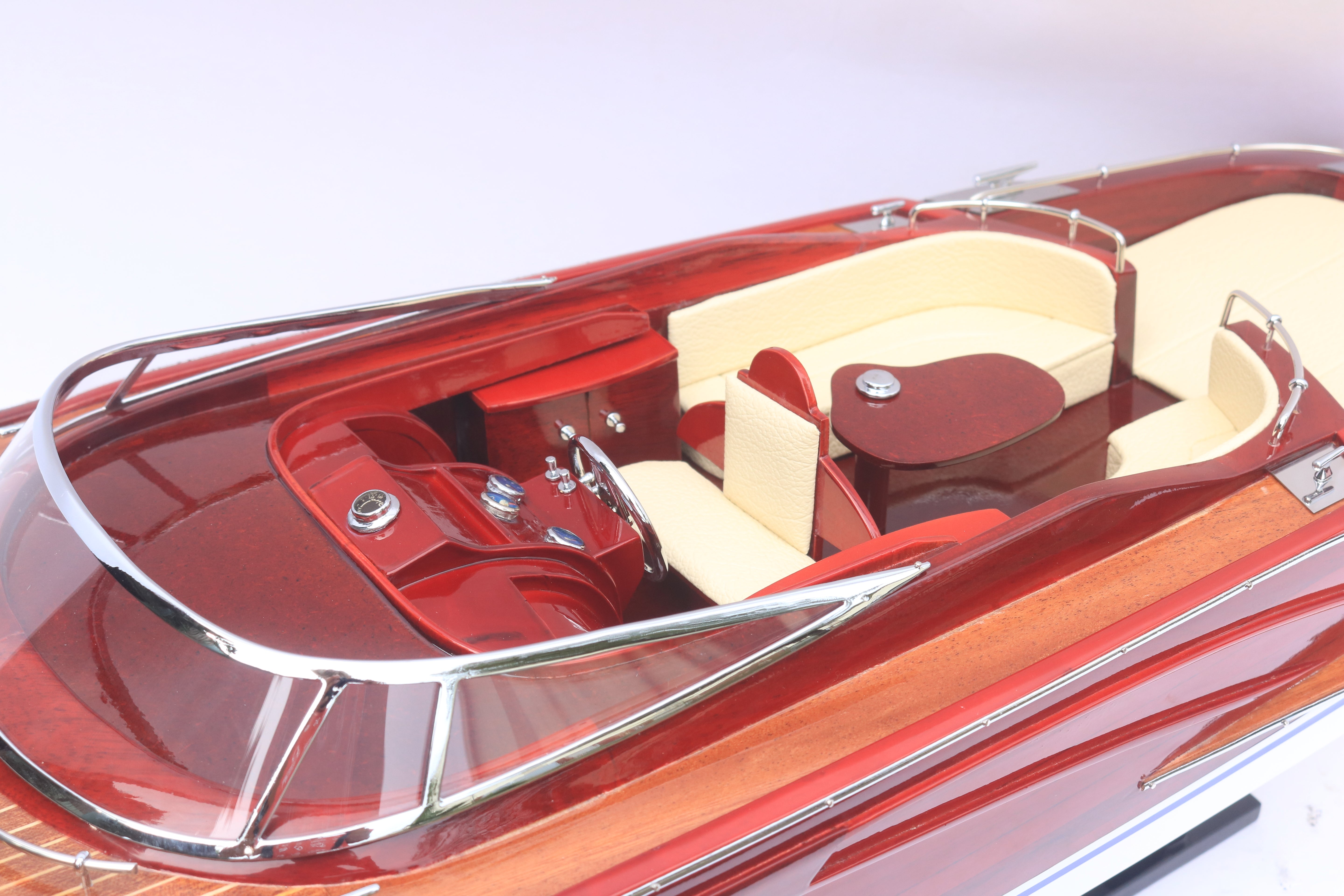 RIVA RAMA 44 LACQUER F INISHED