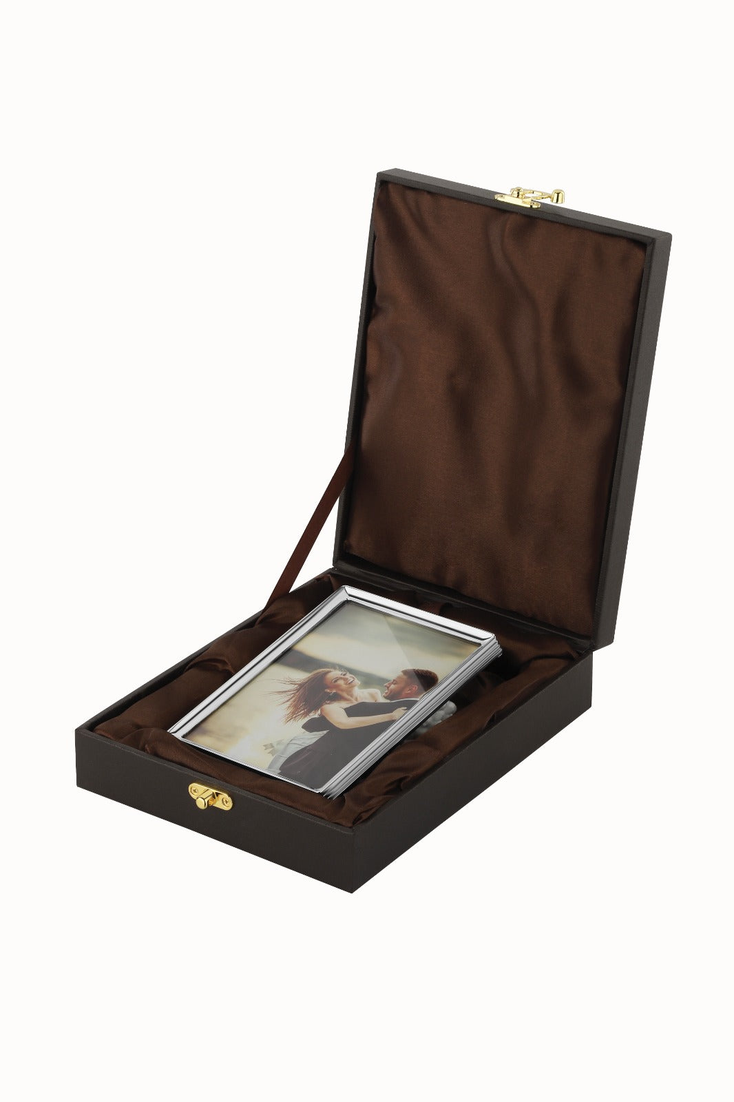 Silver-Plated Horizontal Photo Frame – 5x7 inch Classic Display