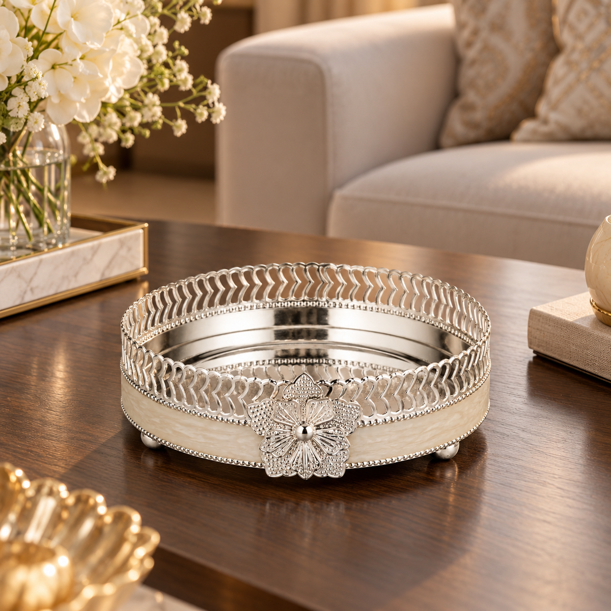 Majestic Bloom Round Tray