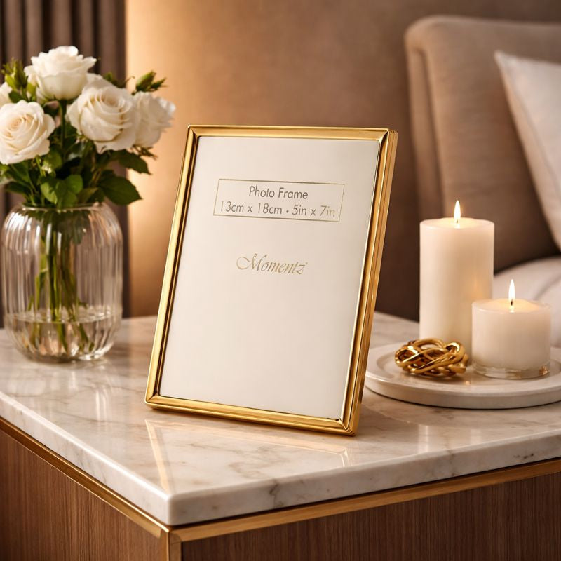 Striped Photoframe - Golden