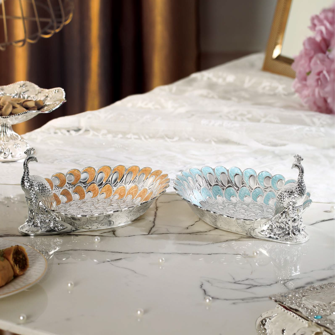 SET OF 2 PLATTER WITH PEACOCK HALF PASTEL