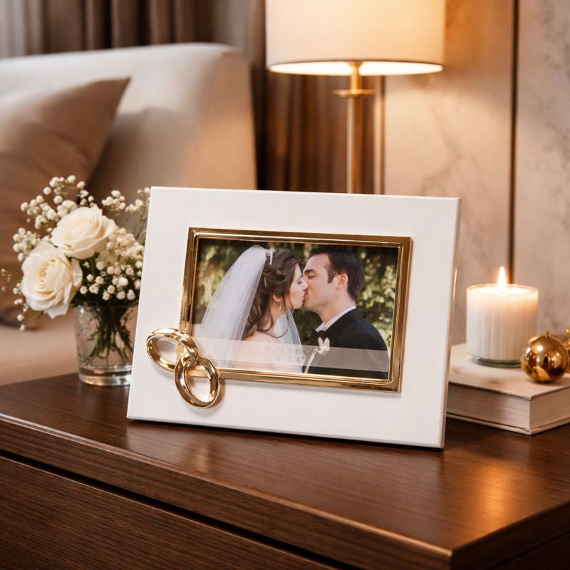 Ring Design Photoframe- White