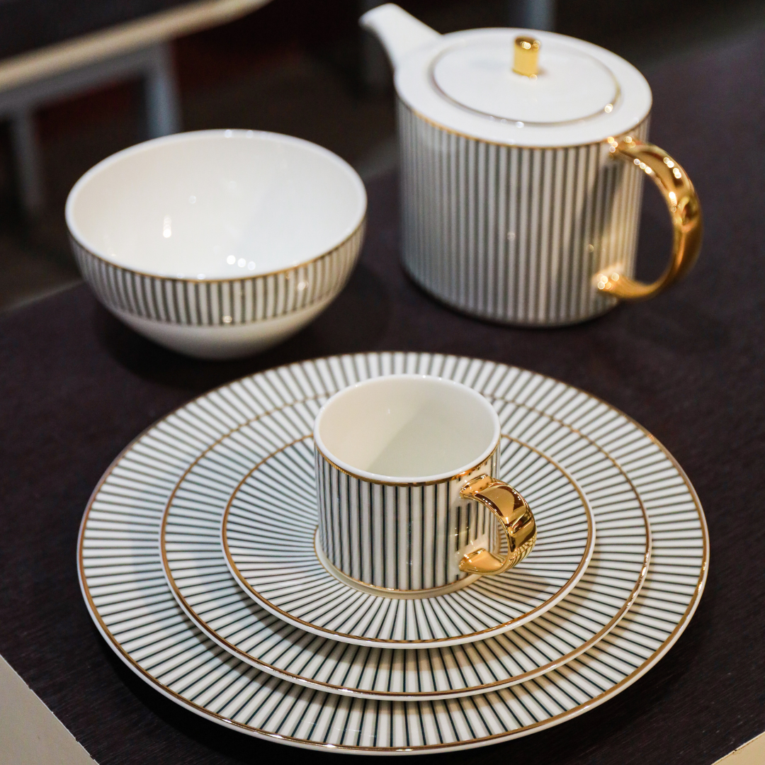 Royal Aura 15pcs Tea Set