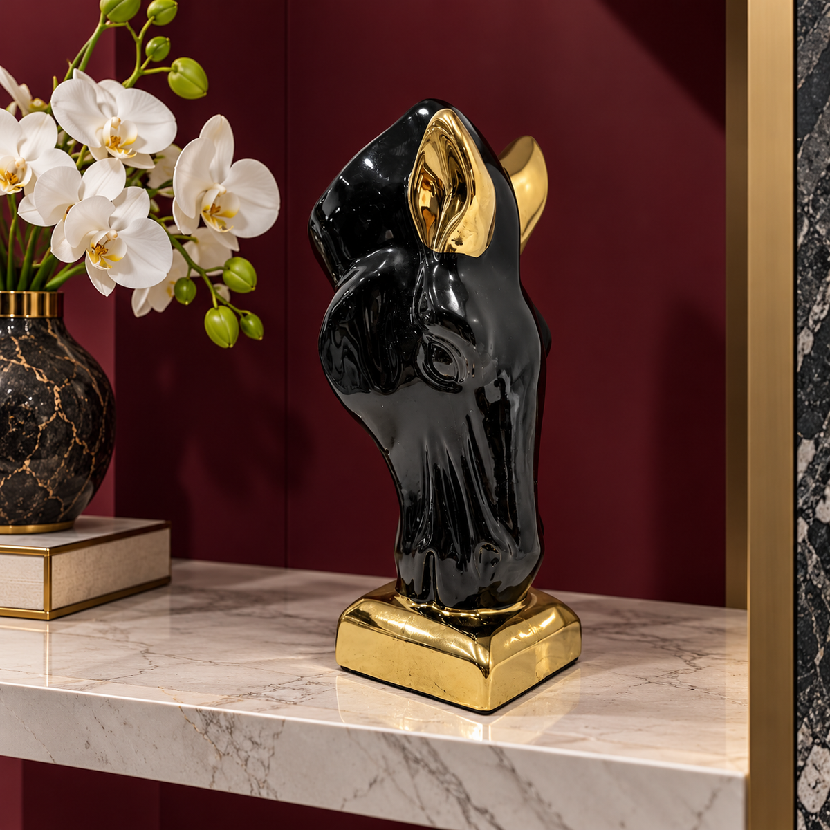 Majestic Horse Head Decorative Showpiece