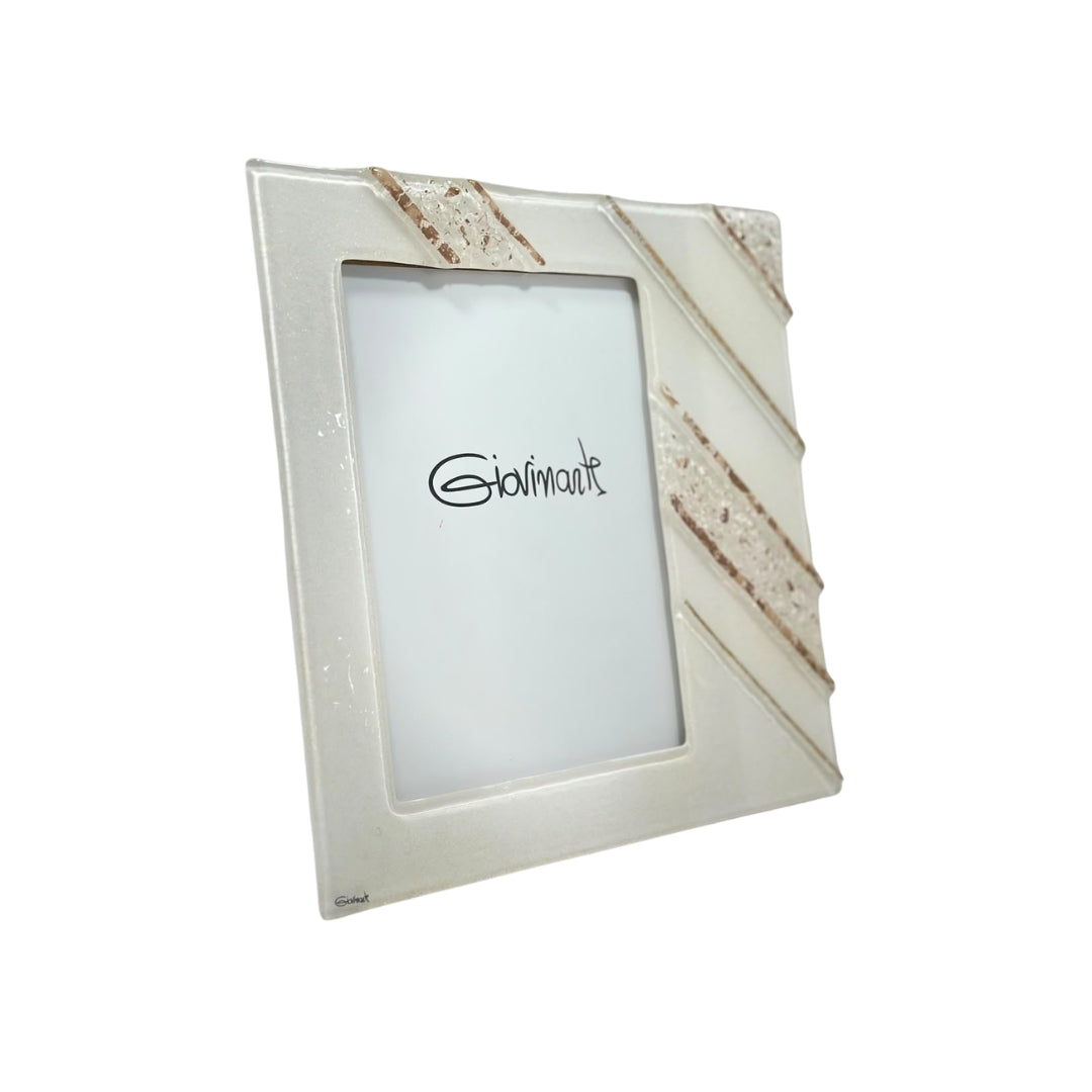 Eternal reflection photo frame