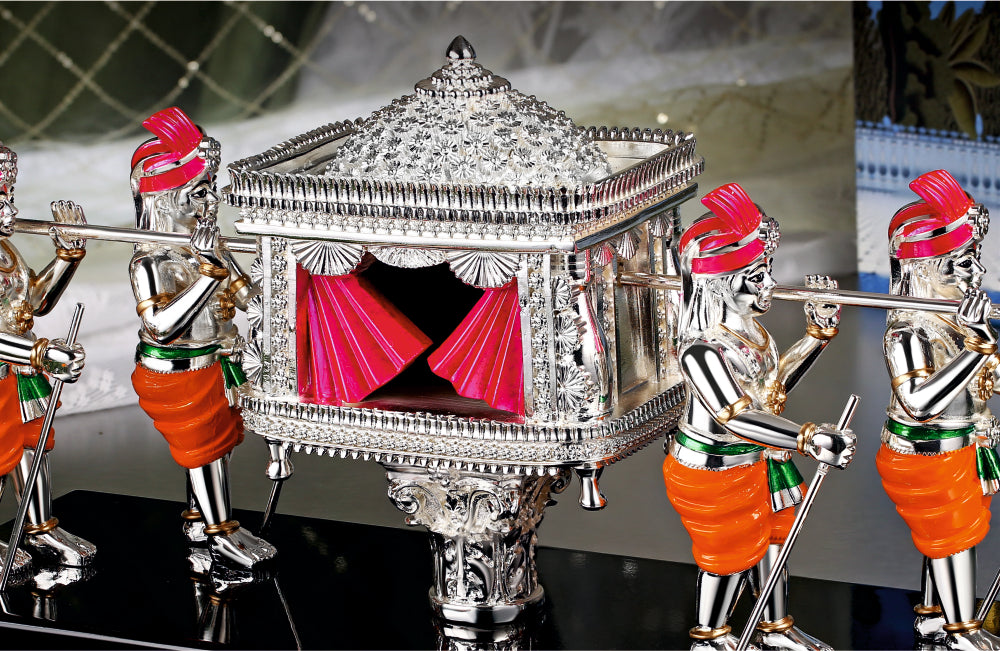 Royal Wedding Doli Showpiece
