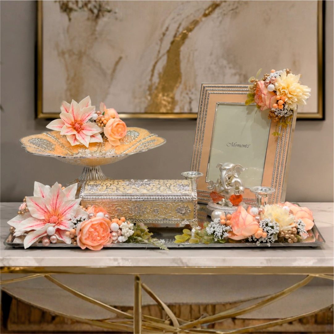 Elegant Gold-Themed Luxury Wedding Invitation