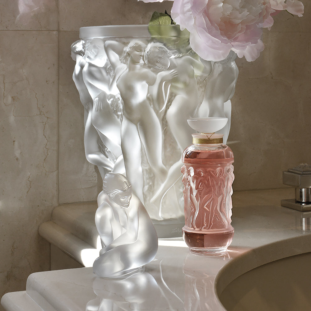 VENUS, SMALL NUDE SCULPTURE - CLEAR CRYSTAL