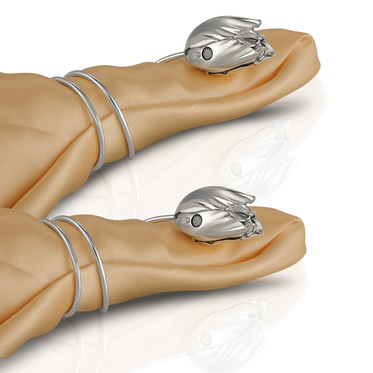 Marcello Giorgio Pair of Rose design napking rings