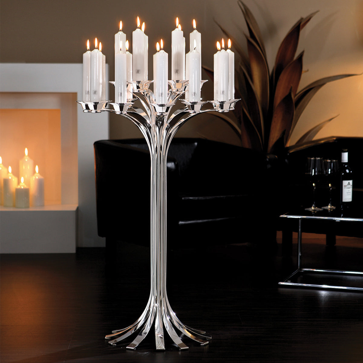 18 Flames Candle Stand