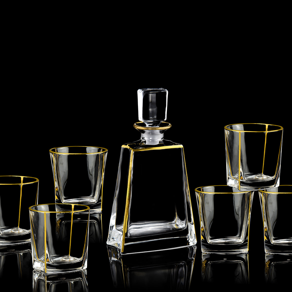 Set of 6 Sleek Whisky Glasses Gold Line With Decanter