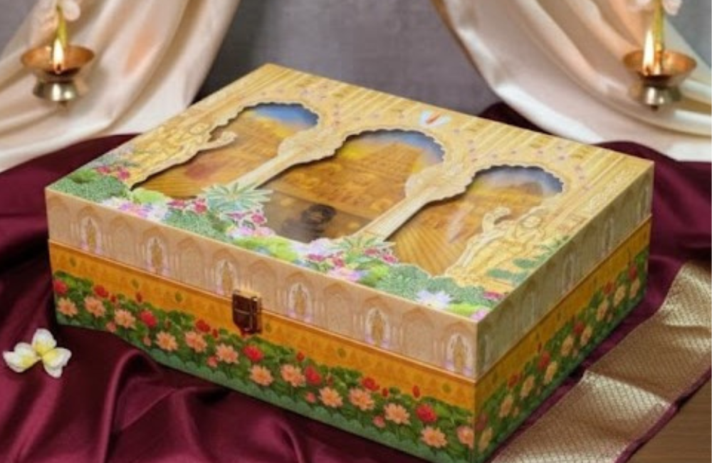 Elegant Festive Gift Box