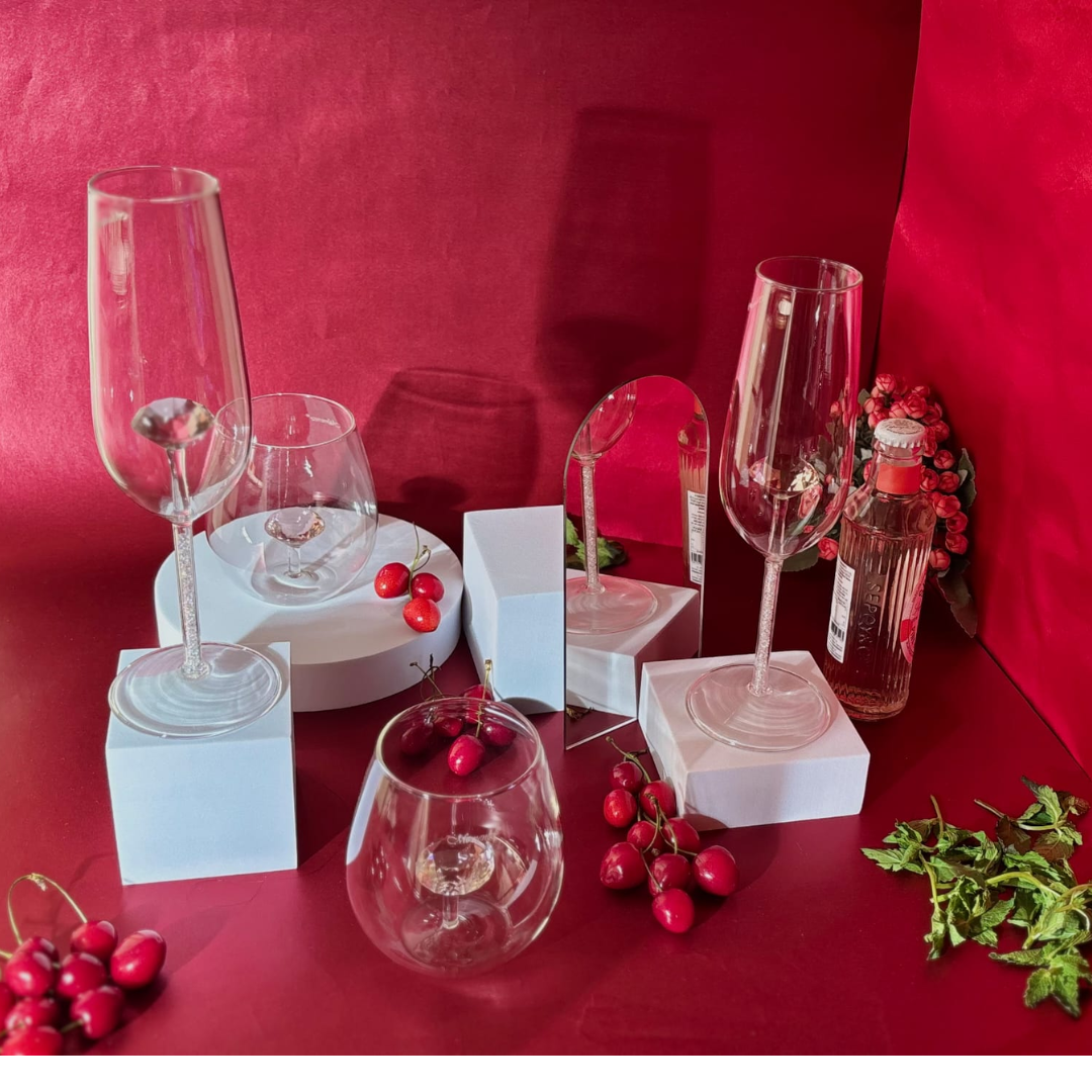 Champagne Glasses with Diamond Stem & Pink Crystal – Set of 2