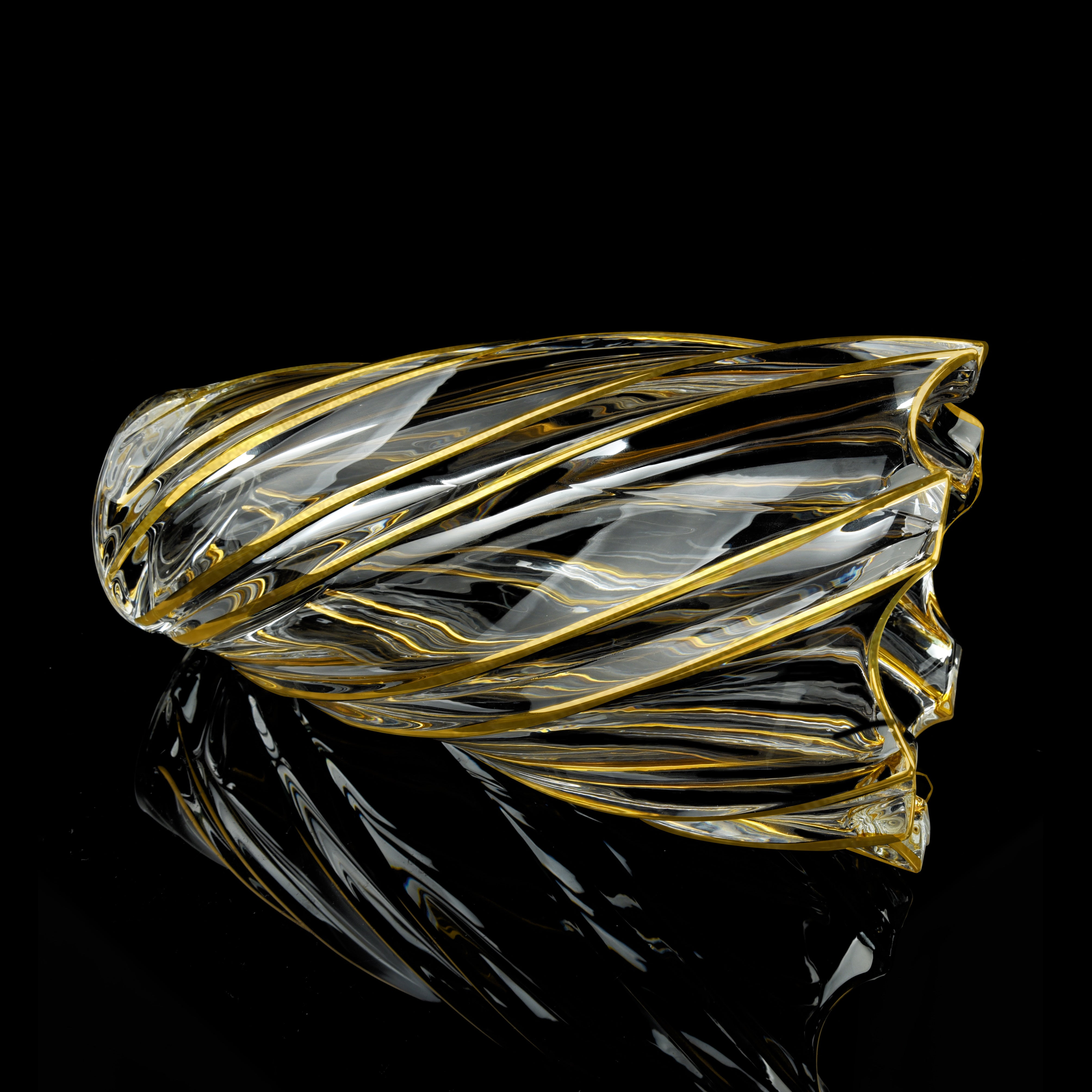 Swirl design vase with golden lining 71-721945