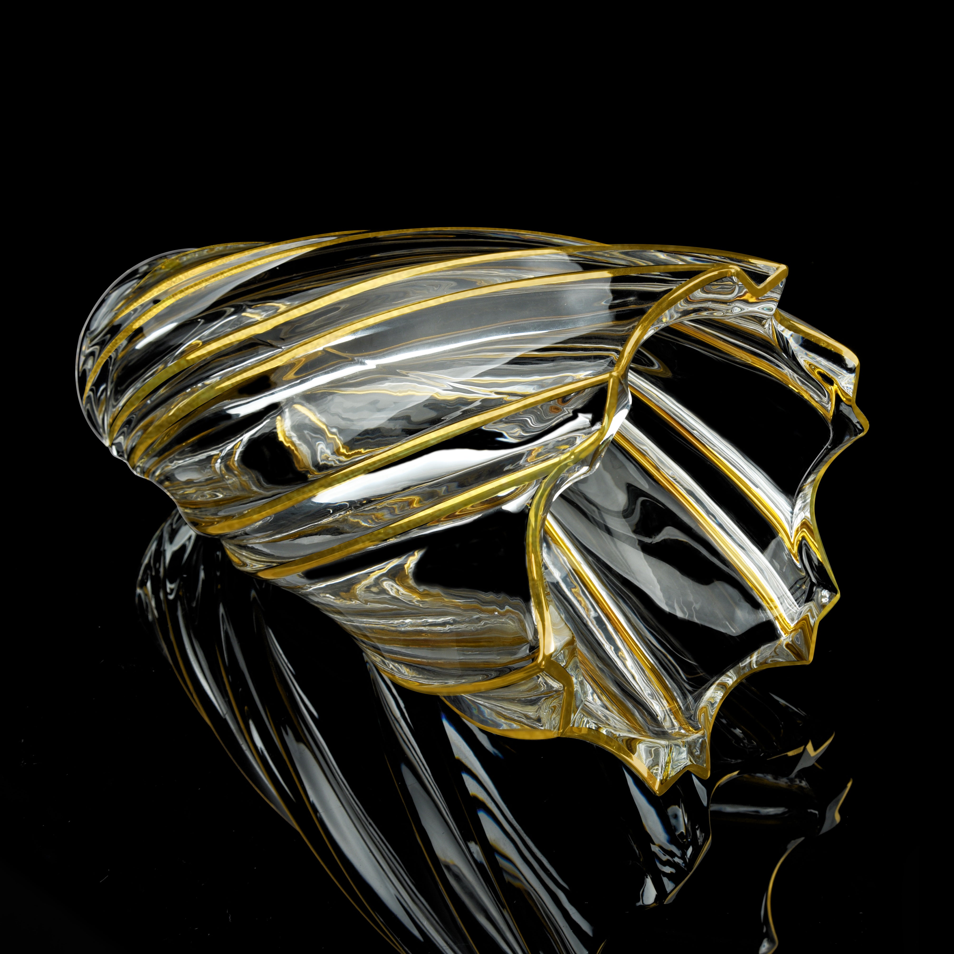 Swirl design vase with golden lining 71-721945