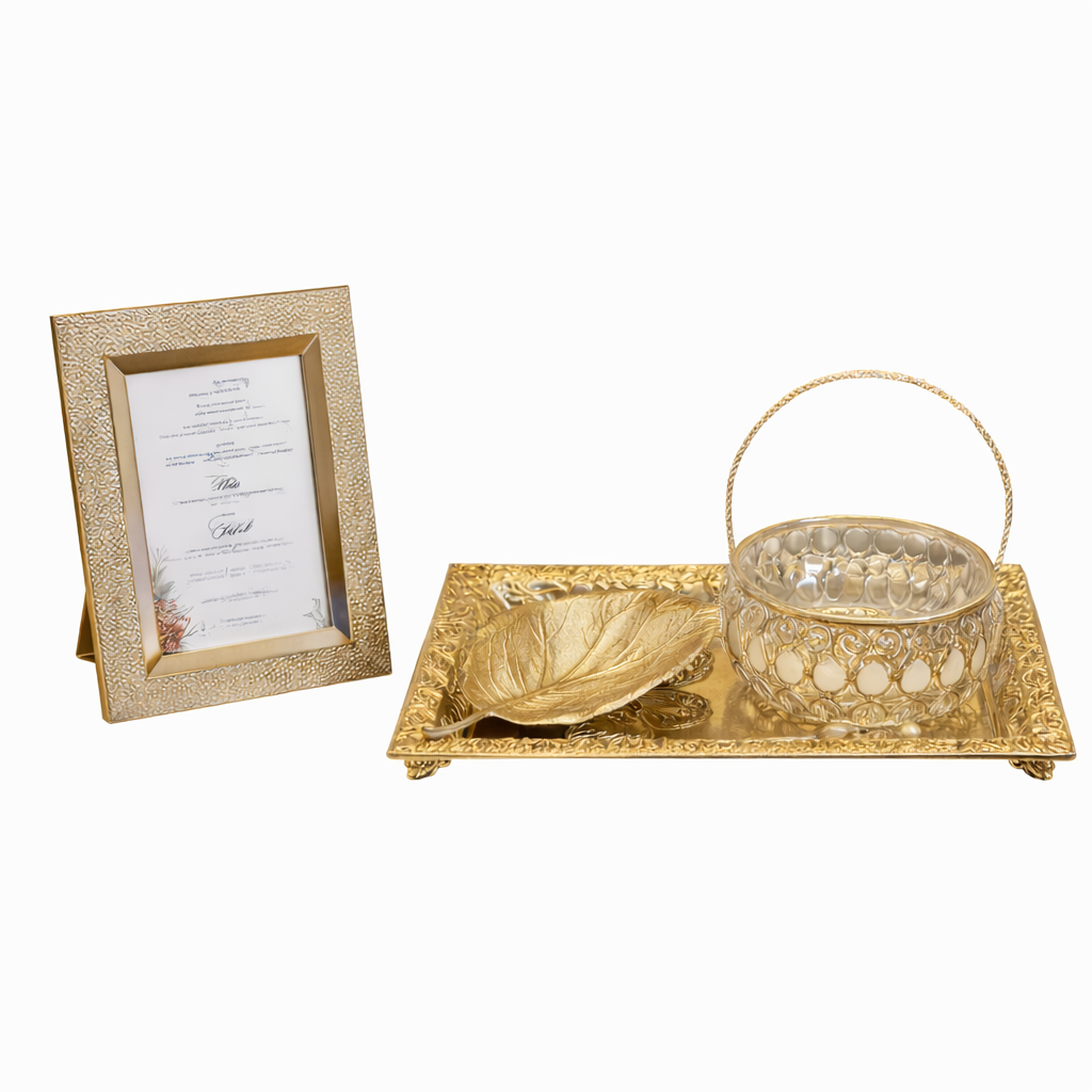 Elegant Wedding Tray Display with Invitation & Floral Detailing