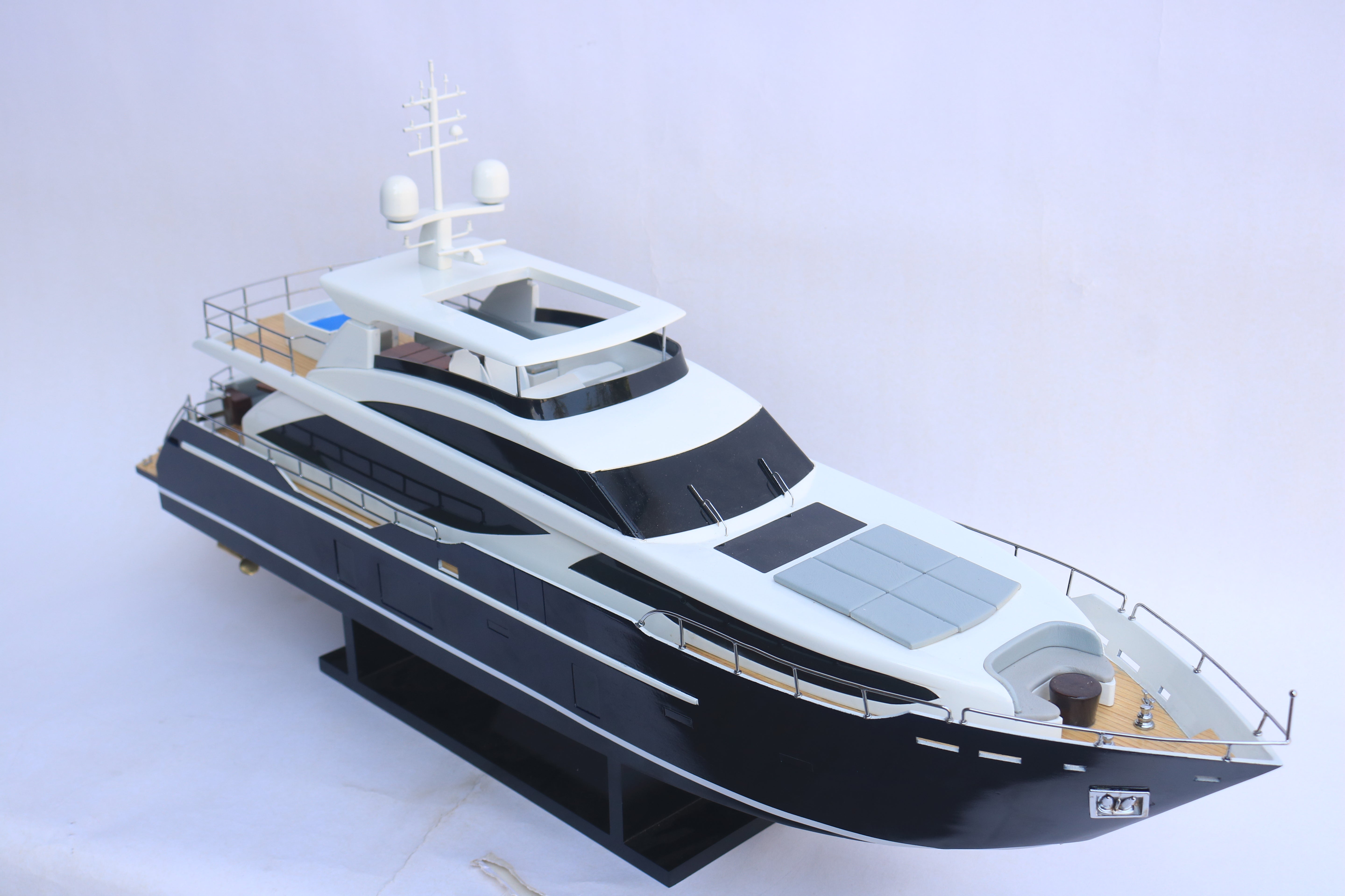 PRINCESS SUPERYACHTS 3 0M - Blue Black