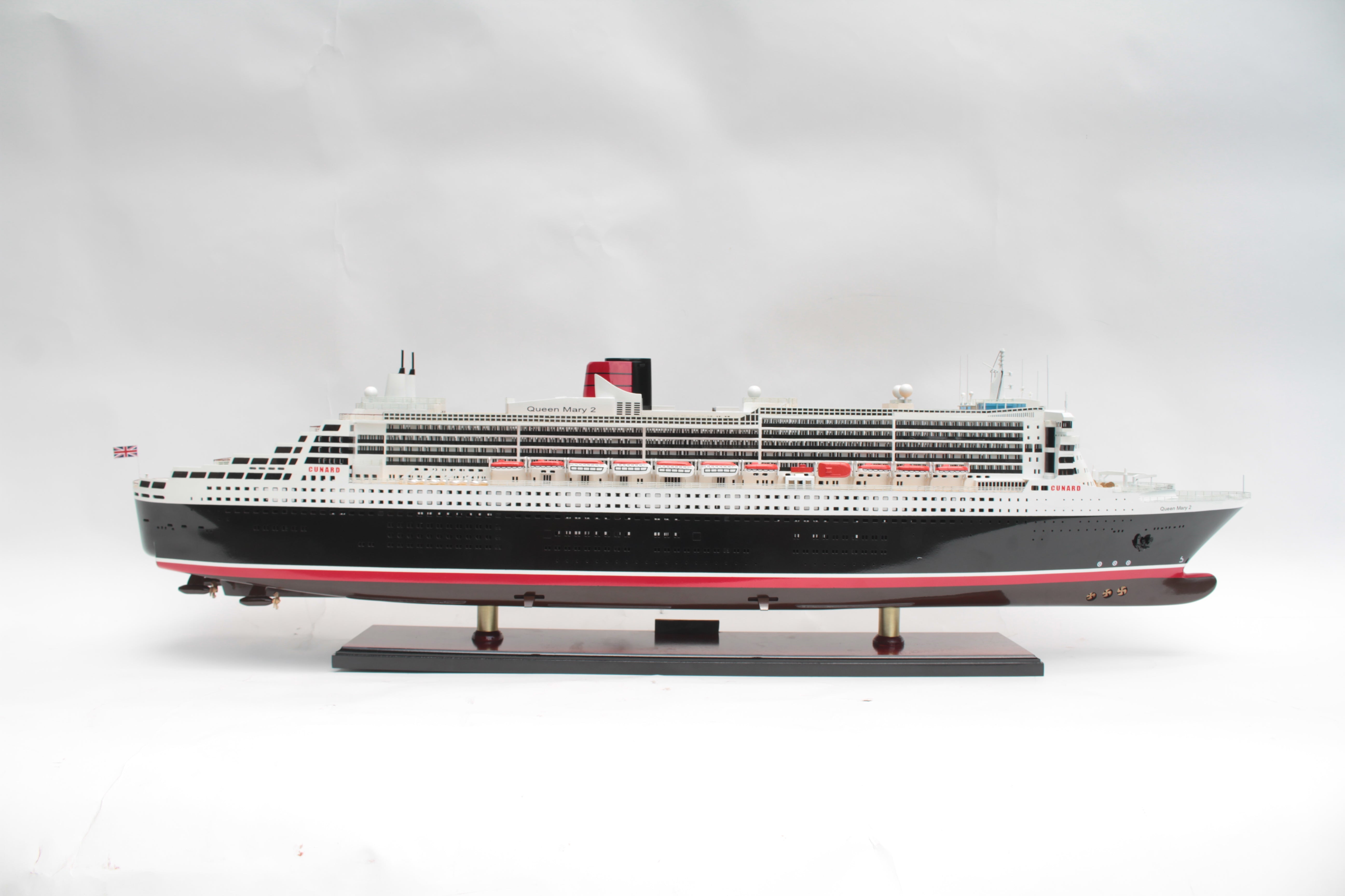 QUEEN MARY 2 Special Edition
