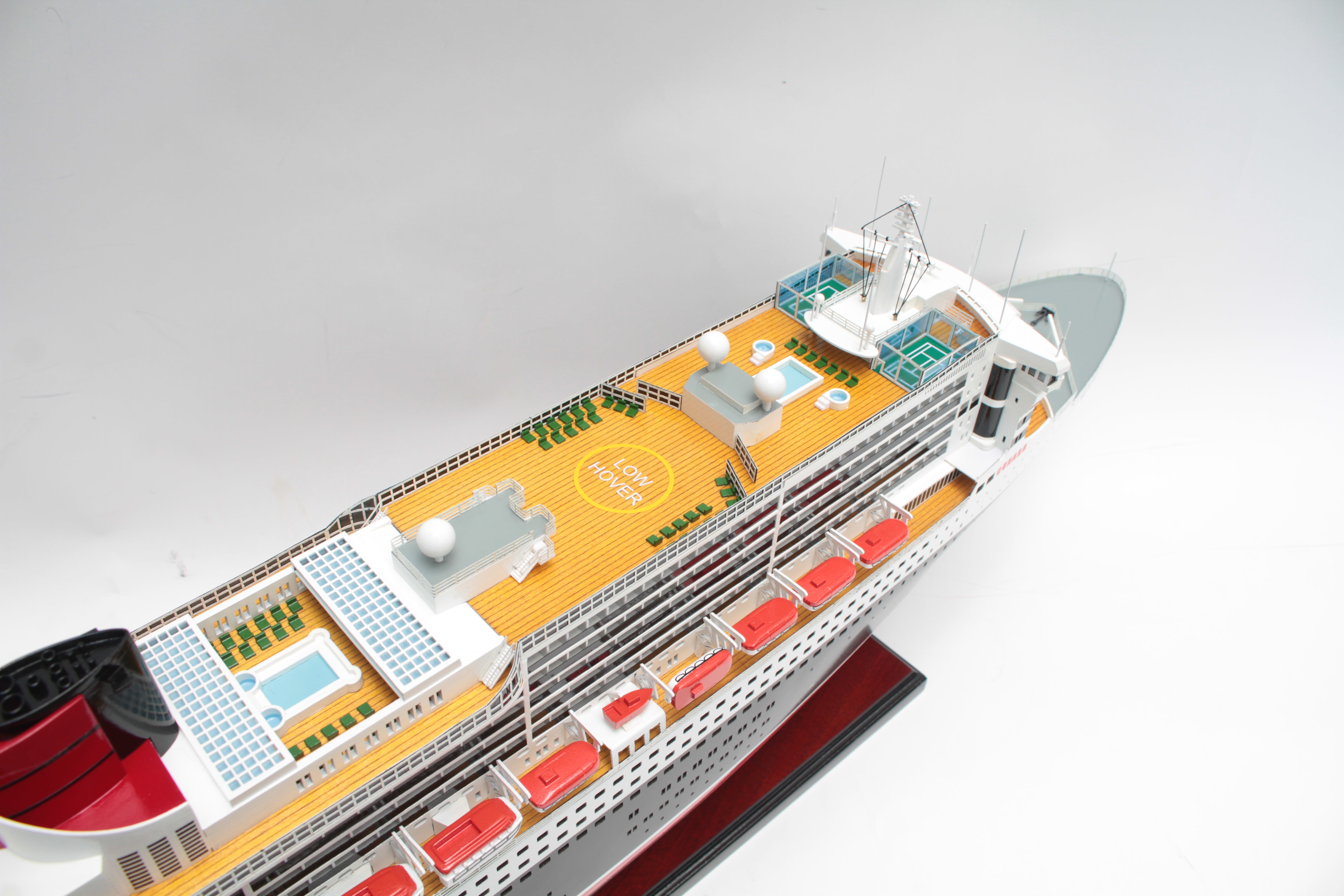 QUEEN MARY 2 Special Edition