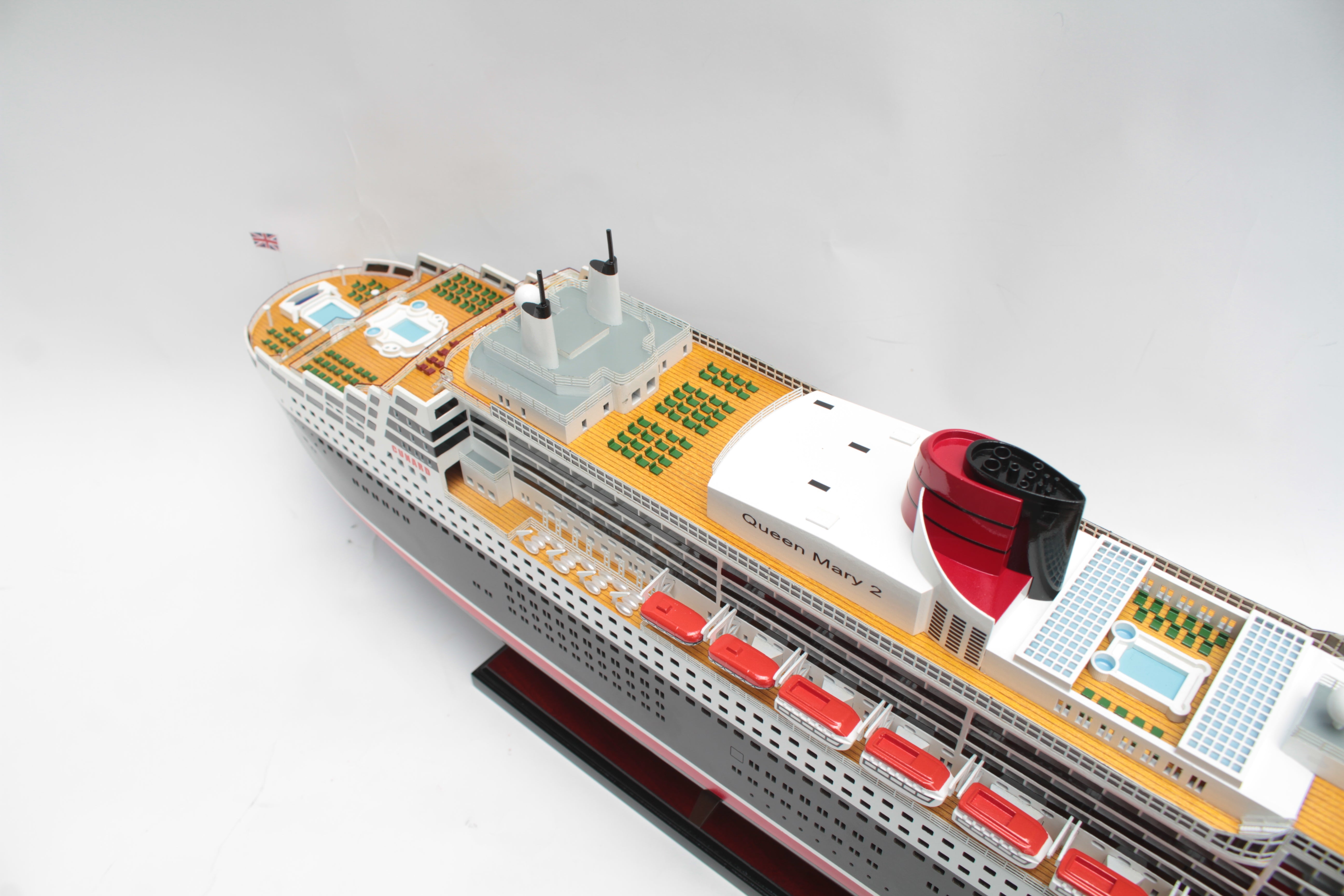 QUEEN MARY 2 Special Edition