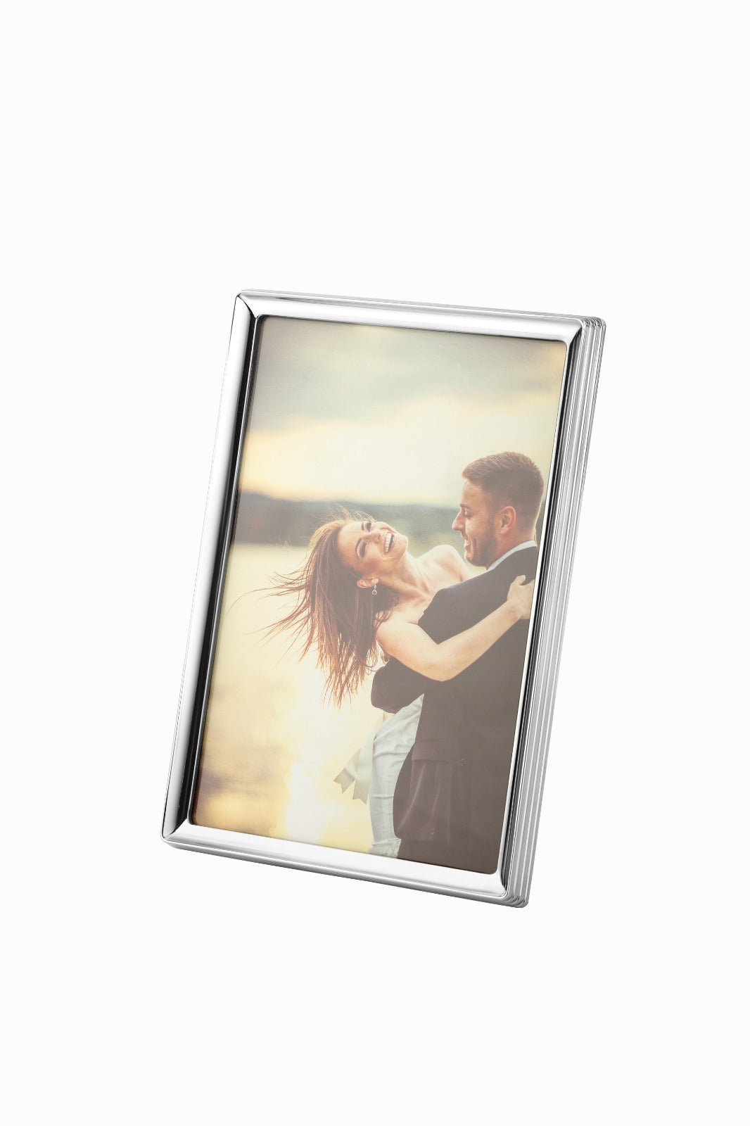 Silver-Plated Horizontal Photo Frame – 5x7 inch Classic Display