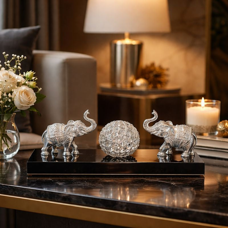 Set of 2 Elepahnt Black Base