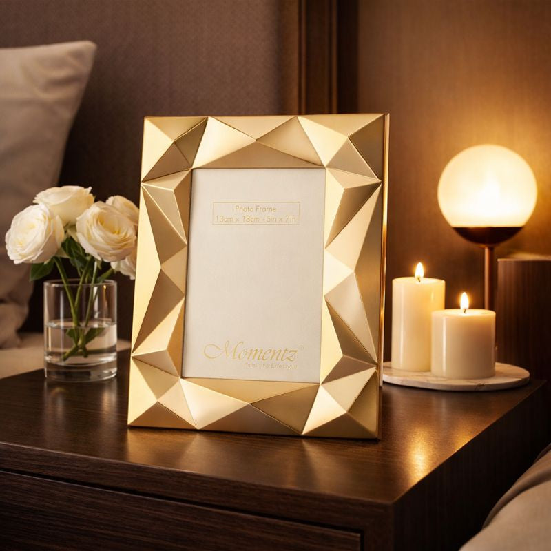 Abstract Photoframe Gold