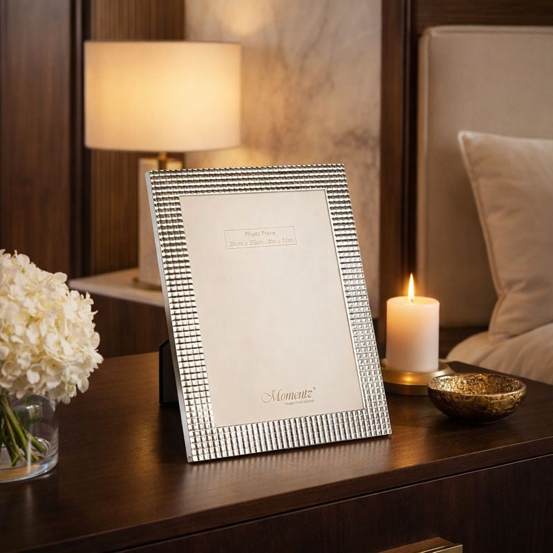 Geometric Design Photoframe Silver
