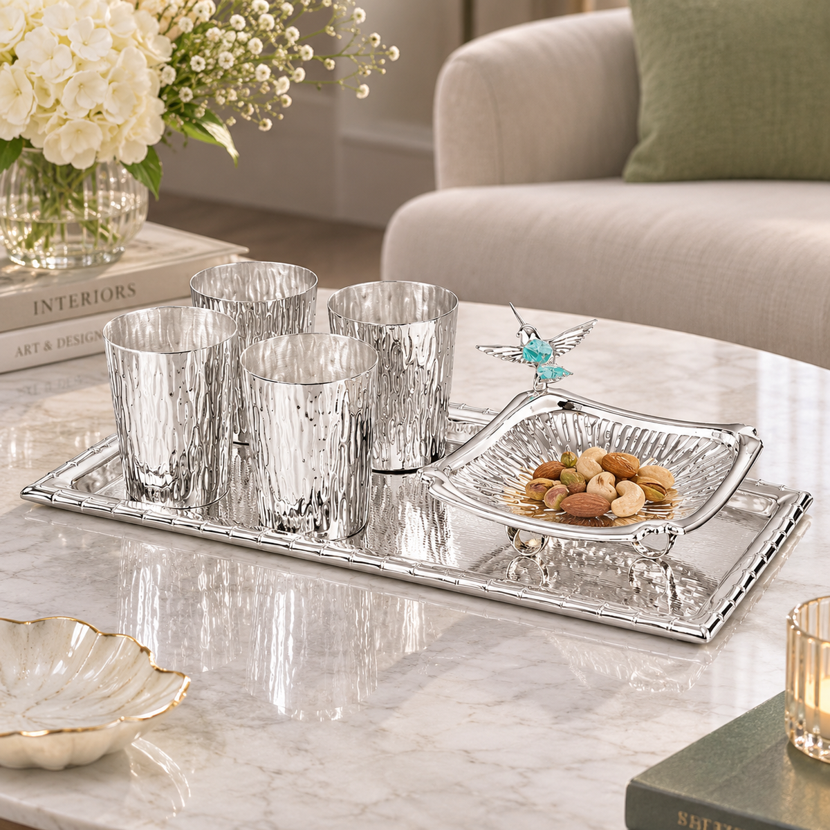 Set of 4 Glasses with Fly Bird Server & Rectangle Tray