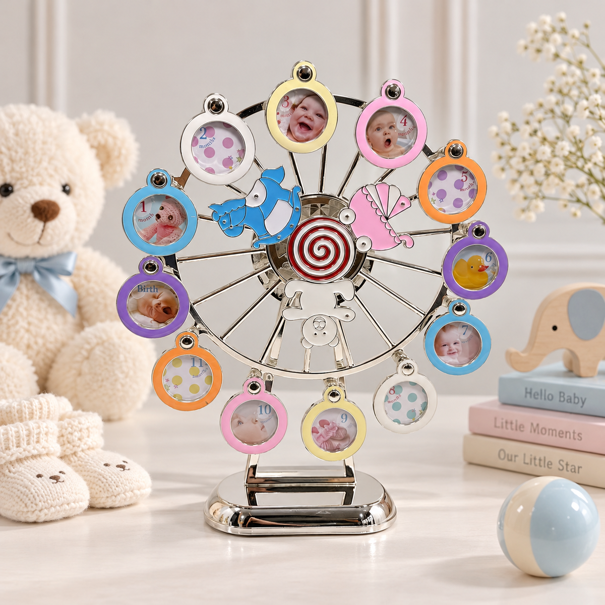 Wind wheal with 12 photo frame