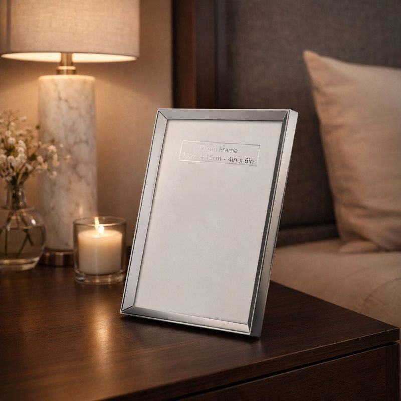 Edgy Photoframe Small - 4*6 - silver