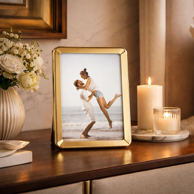 Curvy Edge photoframe small - 4*6 - golden