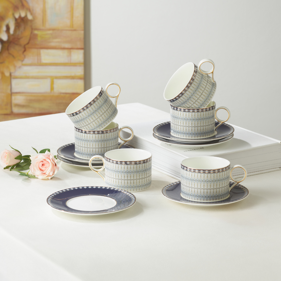 Berry Noir 12pcs Tea Set