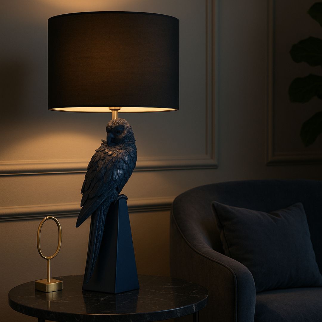 Macaw Lamp(Elegant Black Parrot Table Lamp)