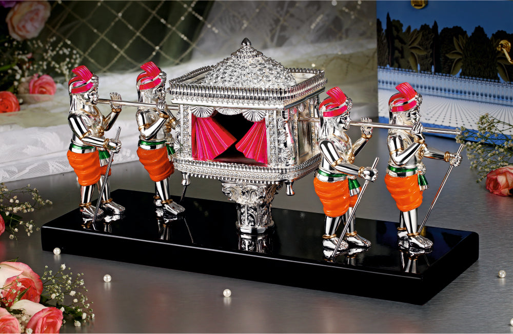 Royal Wedding Doli Showpiece