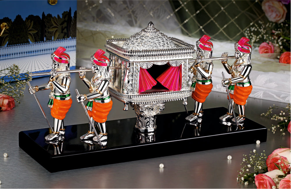 Royal Wedding Doli Showpiece