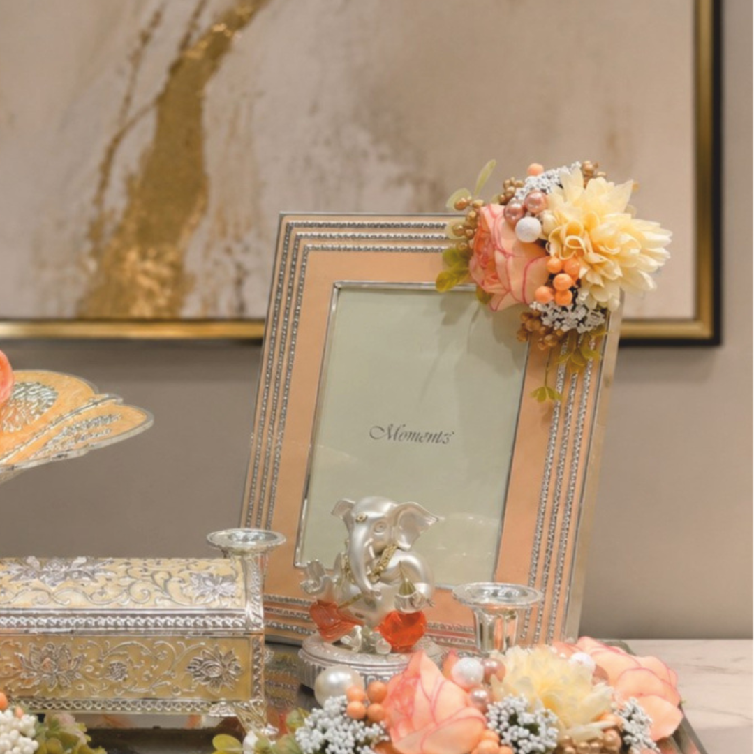 Elegant Gold-Themed Luxury Wedding Invitation