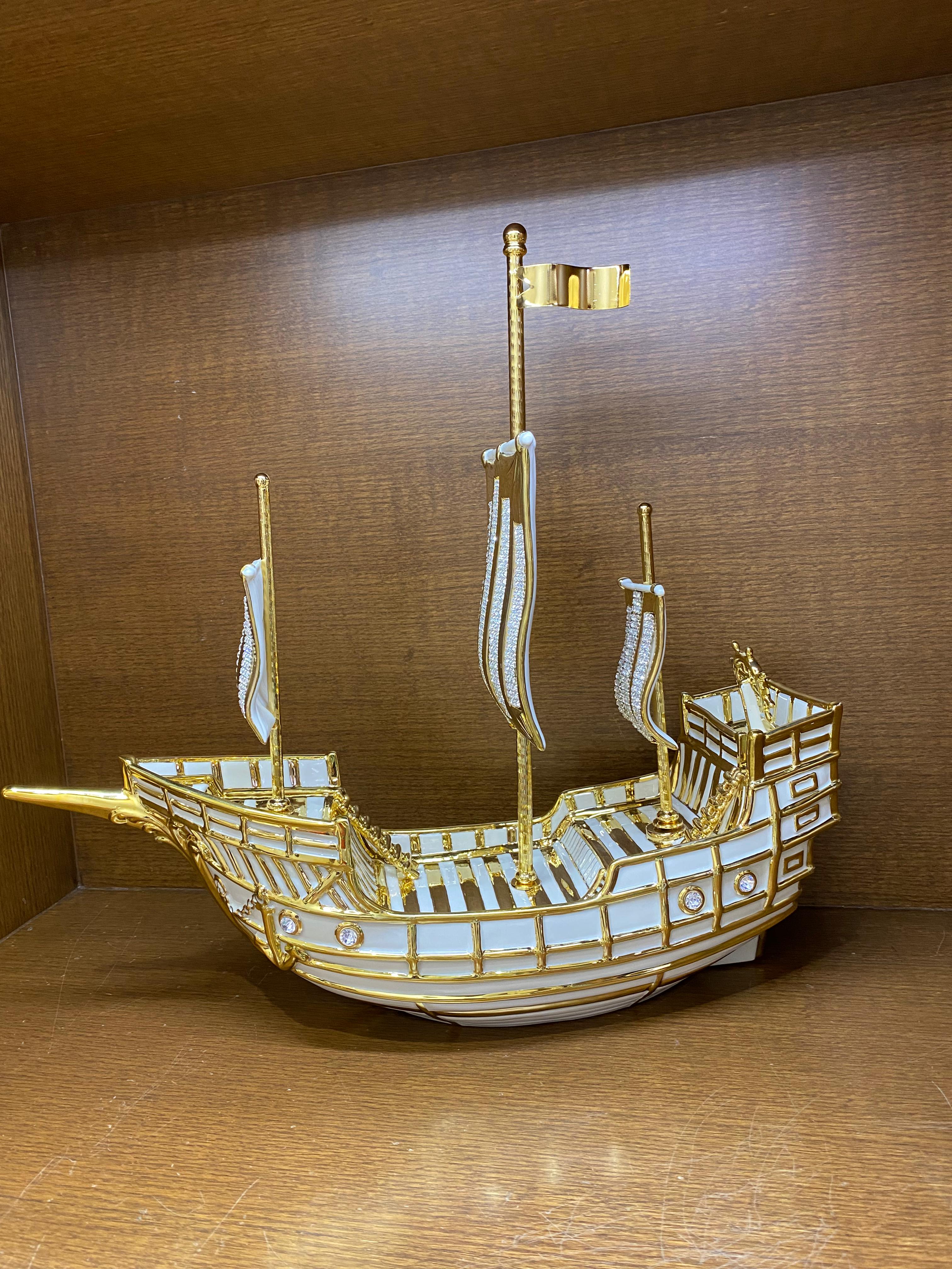 Pirate Ship Porcelain