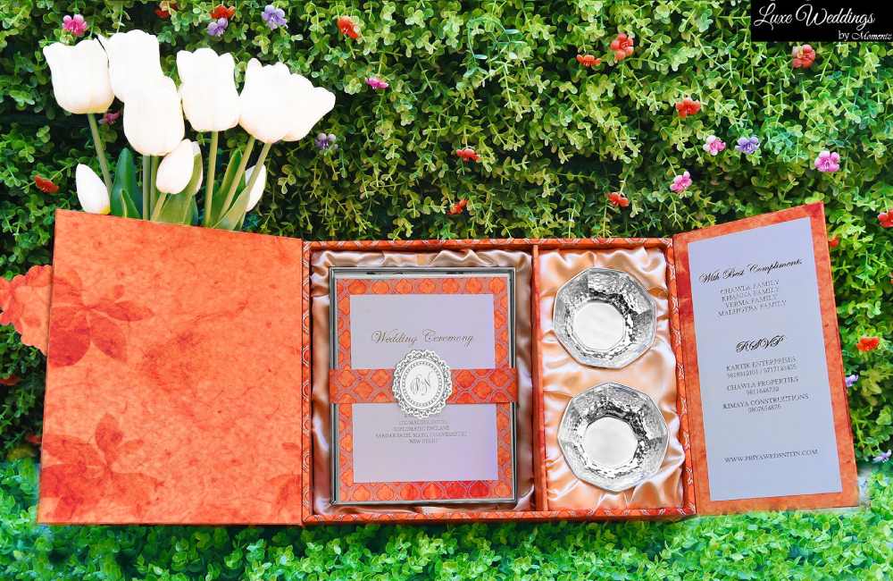 Elegant Wedding Invitation Box with Silver Bowls